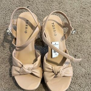 Torrid Women's Tan Knotted Sandals